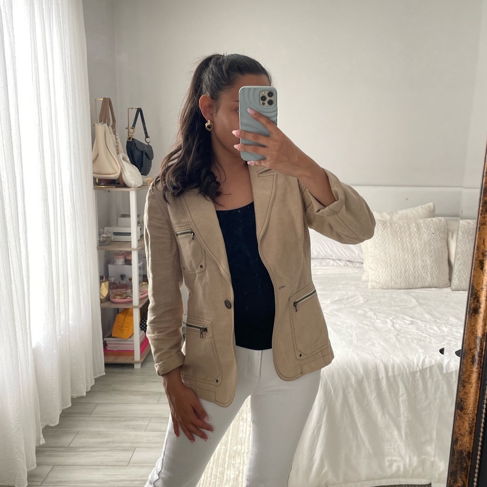 Kasper Beige Blazer with Zipper Details